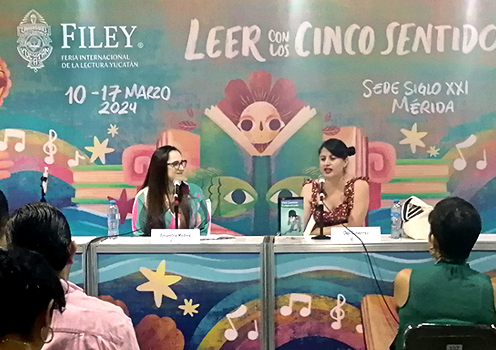 Bajo el cálido abrazo de la literatura - FILEY